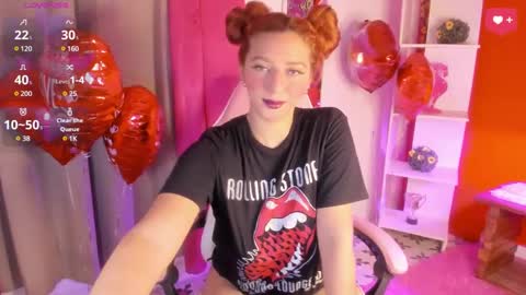 Snapshot of julietacollins_ chatting on February 13, 12:35 am Juliet online show from February 13, 12:35 am