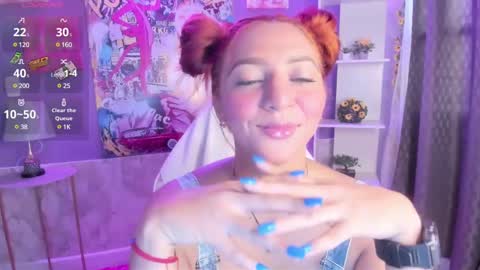 Snapshot of julietacollins_ chatting on December 4, 8:18 pm Juliet online show from December 4, 8:18 pm
