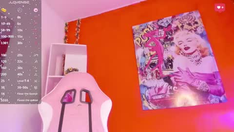 Snapshot of julietacollins_ chatting on January 22, 12:38 pm Juliet online show from January 22, 12:38 pm