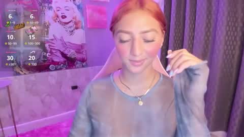 Snapshot of julietacollins_ chatting on December 15, 11:53 pm Juliet online show from December 15, 11:53 pm