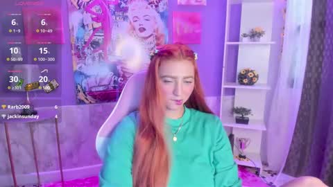 Snapshot of julietacollins_ chatting on December 2, 9:37 pm Juliet online show from December 2, 9:37 pm