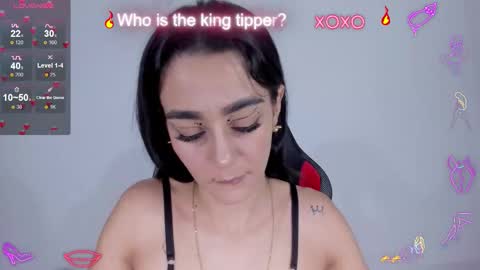 Snapshot of julietaserafelle chatting on October 28, 10:14 pm serafelle online show from October 28, 10:14 pm