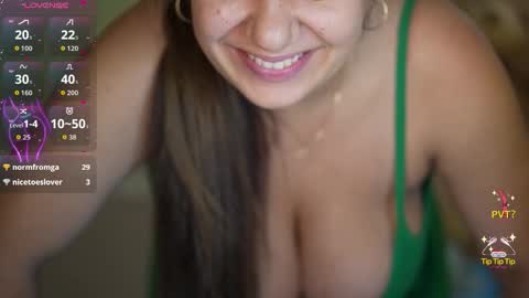 Snapshot of julietdream chatting on October 7, 1:04 pm J U L I E T online show from October 7, 1:04 pm