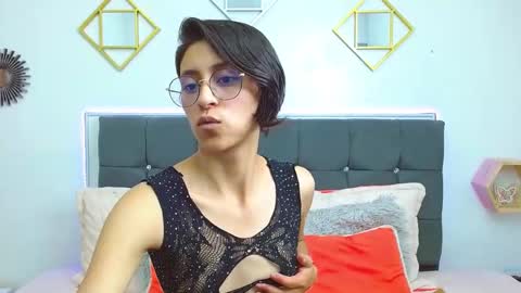 julieth_garcia_1 online show from March 2, 8:46 pm