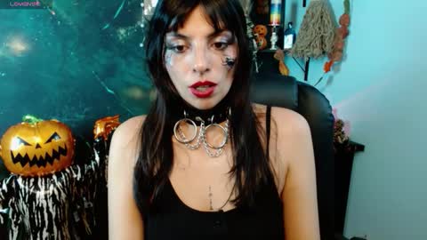    online show from October 4, 2:39 am