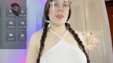 Julietha  online show from October 30, 2:40 pm