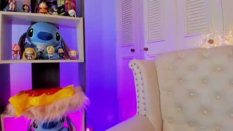 Julietha  online show from October 28, 2:12 pm