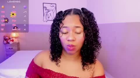 Snapshot of juliethsky chatting on October 28, 12:00 pm Julieth Julie online show from October 28, 12:00 pm