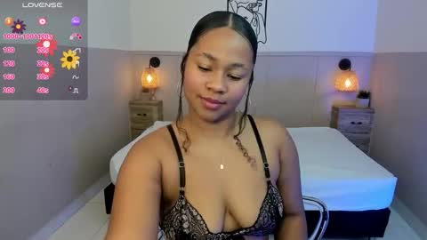 Snapshot of juliethsky chatting on October 20, 1:03 pm Julieth Julie online show from October 20, 1:03 pm