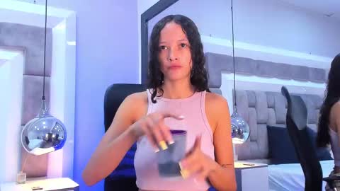 Snapshot of juliettableer chatting on October 4, 12:11 pm Hi guys It is a pleasure to have you here I am Julieta online show from October 4, 12:11 pm