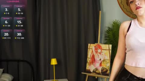 Mia online show from December 2, 3:30 am