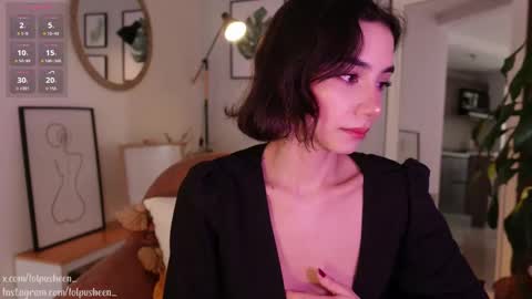 Snapshot of juliette_dee chatting on January 26, 9:07 pm Juliette Dee online show from January 26, 9:07 pm