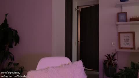 Snapshot of juliette_dee chatting on January 19, 8:41 pm Juliette Dee online show from January 19, 8:41 pm
