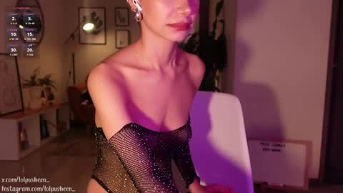 Snapshot of juliette_dee chatting on March 7, 10:54 pm Juliette Dee online show from March 7, 10:54 pm