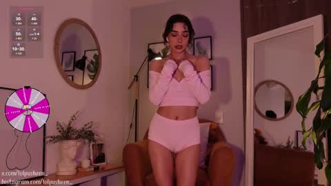 Snapshot of juliette_dee chatting on February 28, 10:39 pm Juliette Dee online show from February 28, 10:39 pm