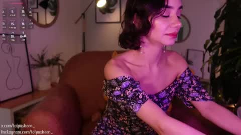 Snapshot of juliette_dee chatting on February 3, 9:29 pm Juliette Dee online show from February 3, 9:29 pm