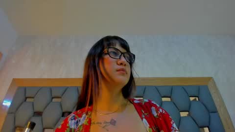 Snapshot of juliette_pretty_ chatting on September 20, 8:18 pm juliette_pretty_ online show from September 20, 8:18 pm