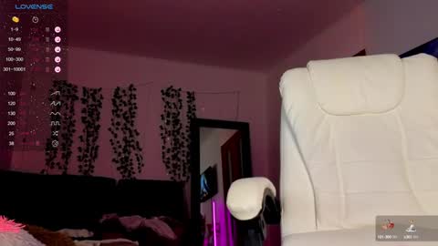juliette_sunshine online show from December 18, 10:46 pm