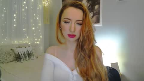 Snapshot of juliettesensual chatting on December 28, 3:26 pm JulietteSensual online show from December 28, 3:26 pm