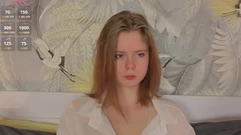 Julie online show from October 18, 4:21 pm