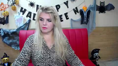 Julya Barbi online show from October 30, 7:55 am