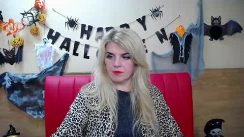 Julya Barbi online show from October 29, 6:50 am