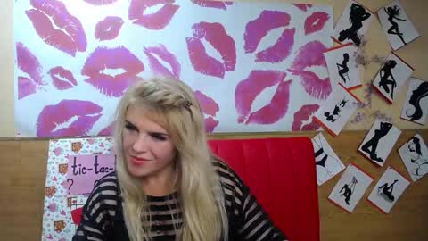 Julya Barbi online show from September 20, 6:28 pm