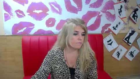 Julya Barbi online show from September 24, 8:02 am