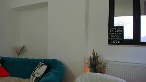 Julya online show from December 20, 9:02 am