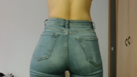 Snapshot of julyanarains chatting on February 25, 12:16 pm Julyana online show from February 25, 12:16 pm