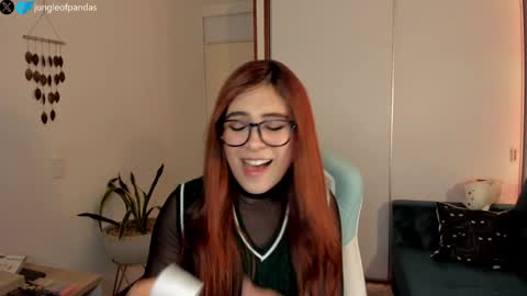 Snapshot of jungleofpandas chatting on December 13, 2:21 am Call me Sussy online show from December 13, 2:21 am