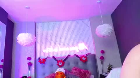 Juniper online show from December 18, 4:06 am