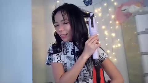 Snapshot of junovaughn chatting on October 7, 1:43 am junovaughn online show from October 7, 1:43 am