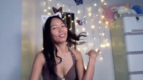 Snapshot of junovaughn chatting on October 22, 1:21 am junovaughn online show from October 22, 1:21 am