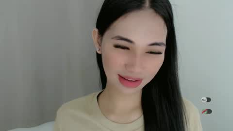Snapshot of juny_lanyy chatting on January 14, 2:22 pm Julia online show from January 14, 2:22 pm