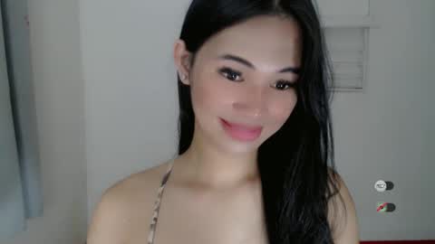 Snapshot of juny_lanyy chatting on December 31, 8:34 pm Julia online show from December 31, 8:34 pm