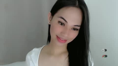 Snapshot of juny_lanyy chatting on January 11, 11:12 am Julia online show from January 11, 11:12 am