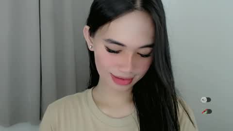 Snapshot of juny_lanyy chatting on February 9, 11:04 am Julia online show from February 9, 11:04 am