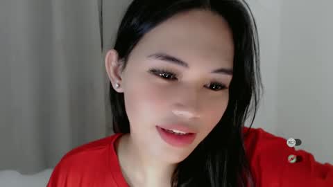 Snapshot of juny_lanyy chatting on December 18, 12:40 pm Julia online show from December 18, 12:40 pm
