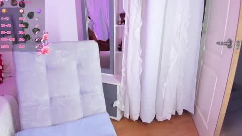  viviana  sasha  online show from December 2, 7:03 pm
