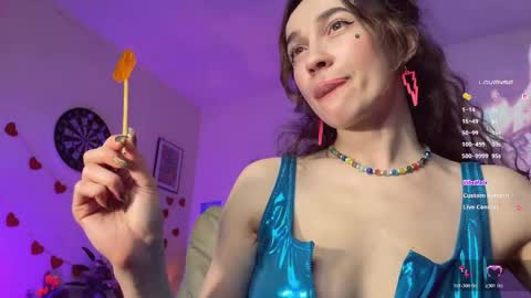 Jessica  I will be here on Tuesday November 26th online show from April 17, 9:50 pm