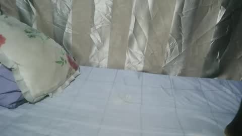 Snapshot of just_kendy chatting on September 27, 2:08 am just_kendy online show from September 27, 2:08 am