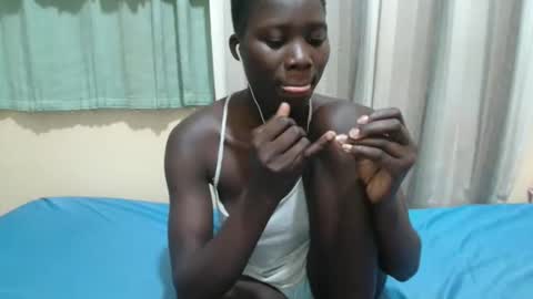 Lyra online show from October 22, 6:46 pm