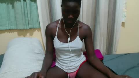 Lyra online show from October 1, 4:12 pm