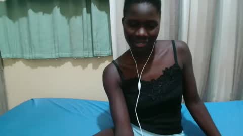 Lyra online show from October 18, 6:42 pm