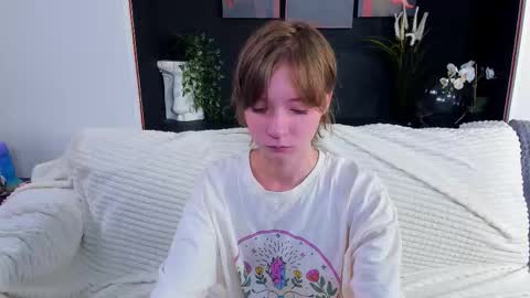 just_sayori online show from September 14, 2:59 pm