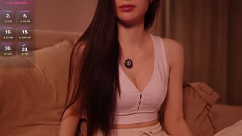 Snapshot of justbarbie_new_ chatting on March 3, 6:42 pm Katarina online show from March 3, 6:42 pm