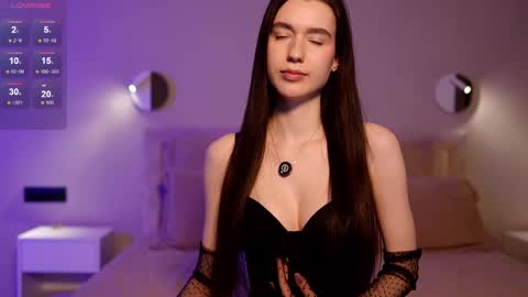 Snapshot of justbarbie_new_ chatting on March 4, 7:11 pm Katarina online show from March 4, 7:11 pm