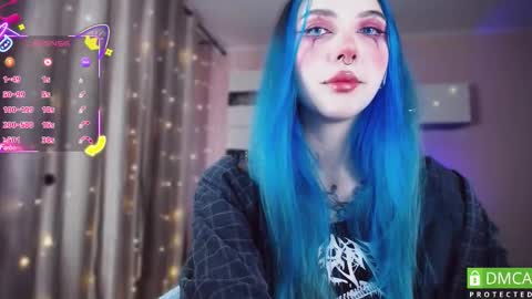 Snapshot of justmeowgirl chatting on October 17, 4:27 am justmeowgirl online show from October 17, 4:27 am