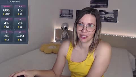 Julie online show from January 4, 5:27 am